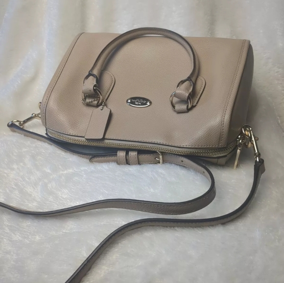 COACH satchel Bennett crossbody - Picture 7 of 8